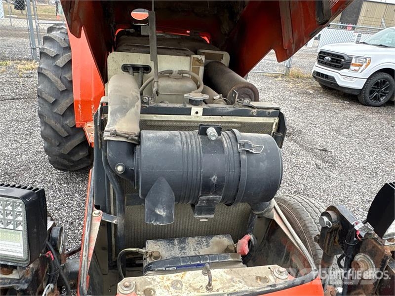 Kubota MX5000F 2WD Utility Tractor Manji traktori