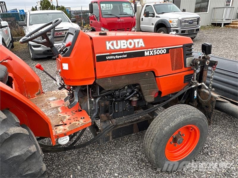 Kubota MX5000F 2WD Utility Tractor Manji traktori