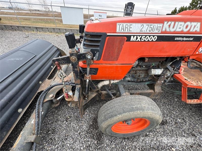 Kubota MX5000F 2WD Utility Tractor Manji traktori