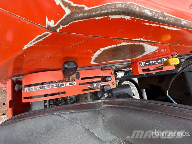 Kubota MX5000F 2WD Utility Tractor Manji traktori
