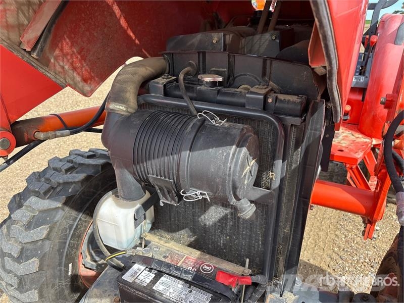 Kubota MX5100 Traktorit