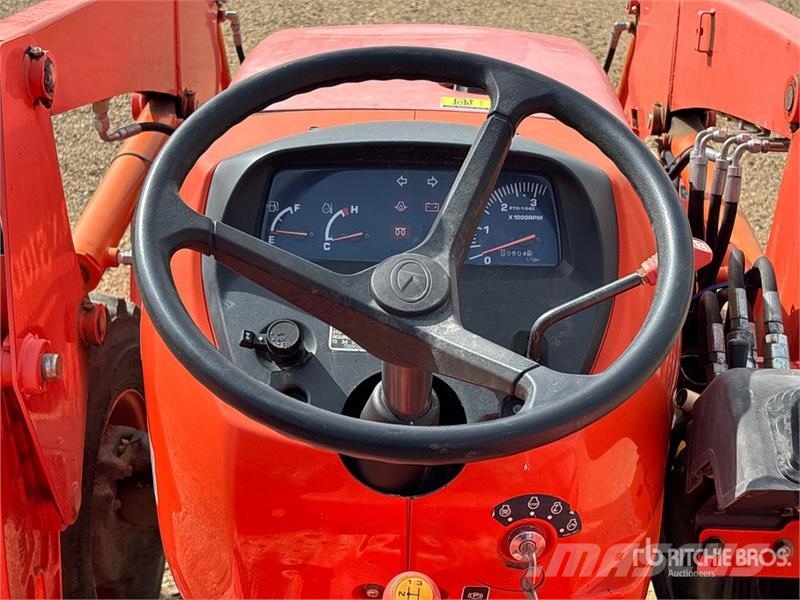 Kubota MX5100 Traktorit