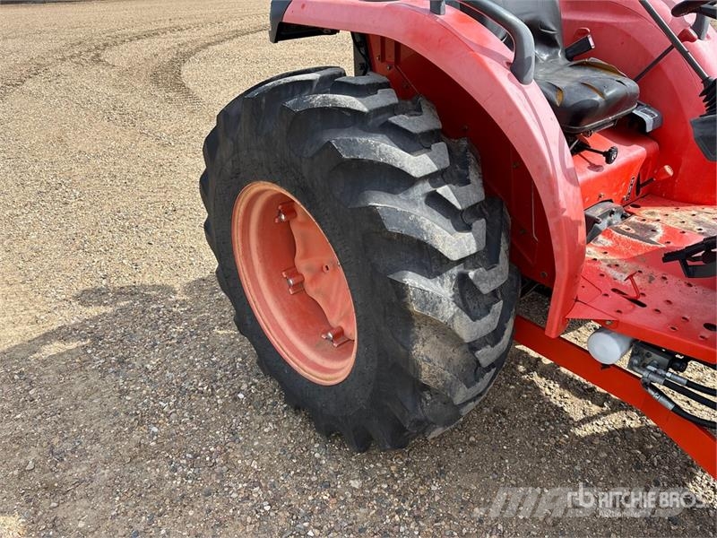 Kubota MX5100 Traktorit