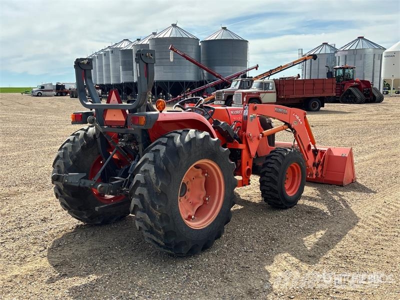 Kubota MX5100 Traktorit