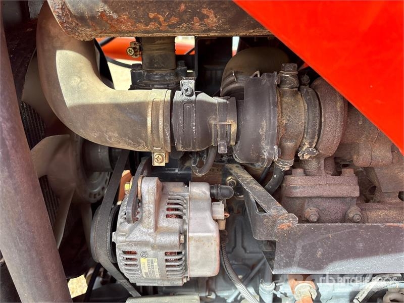 Kubota MX5100 Traktorit