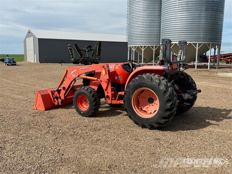 Kubota MX5100 Traktorit