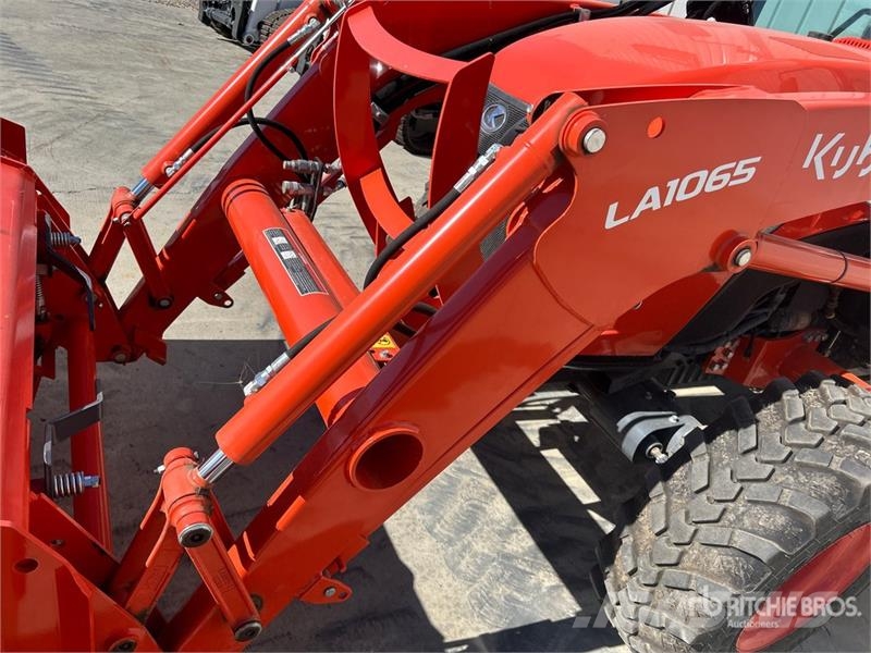 Kubota MX6000 4WD Utility Tractor 소형 트랙터