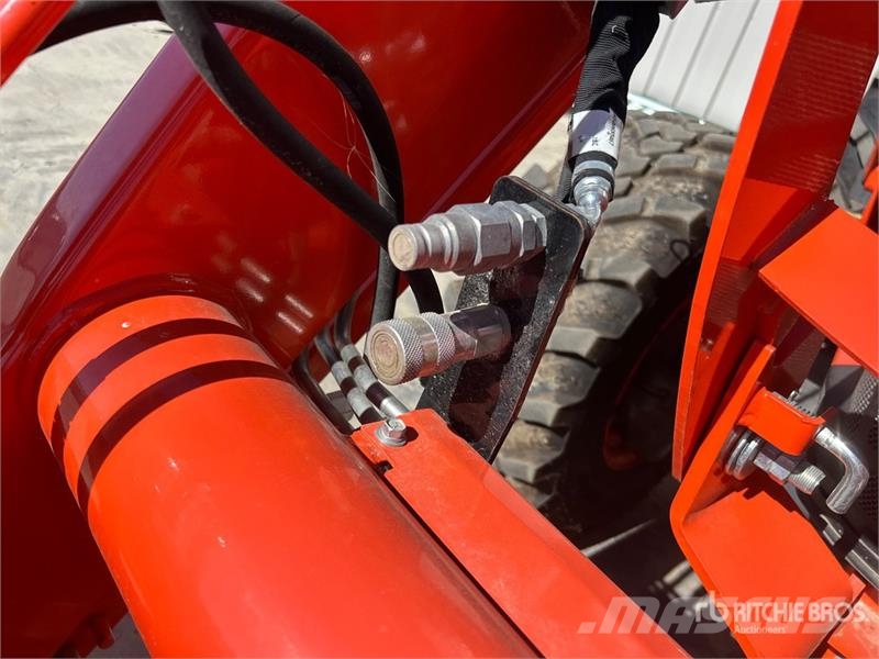 Kubota MX6000 4WD Utility Tractor 소형 트랙터