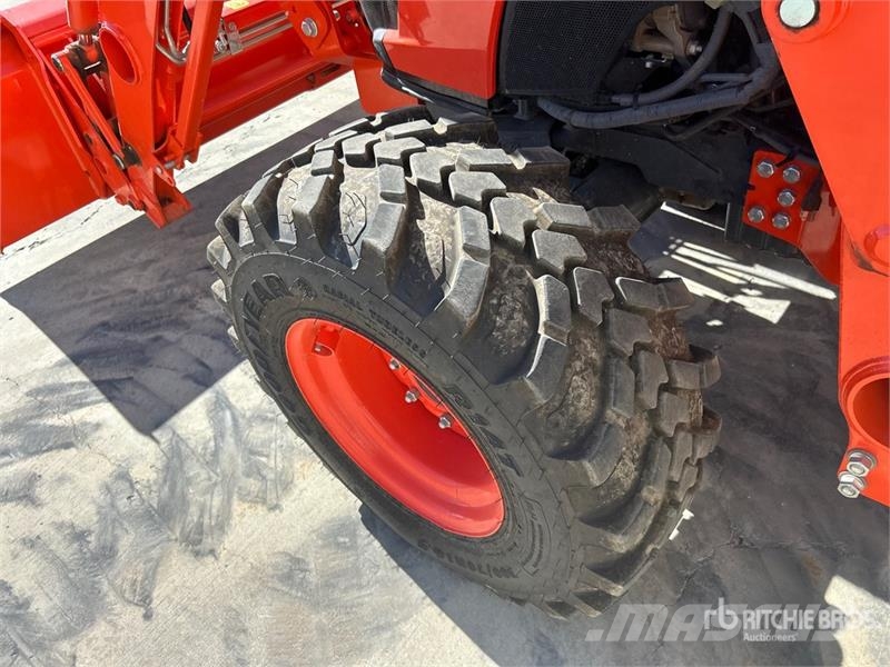 Kubota MX6000 4WD Utility Tractor 소형 트랙터