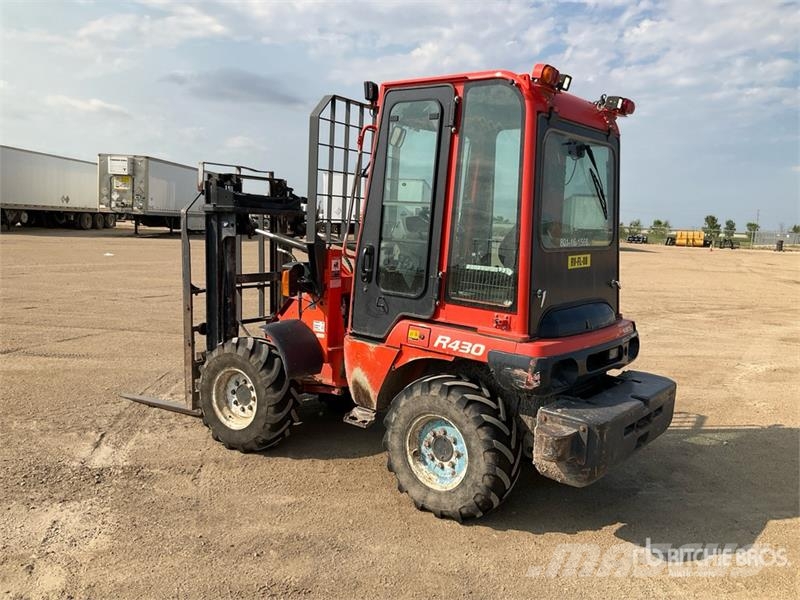 Kubota R430 4x4 Rough Terrain Forklift Montacargas todo terreno