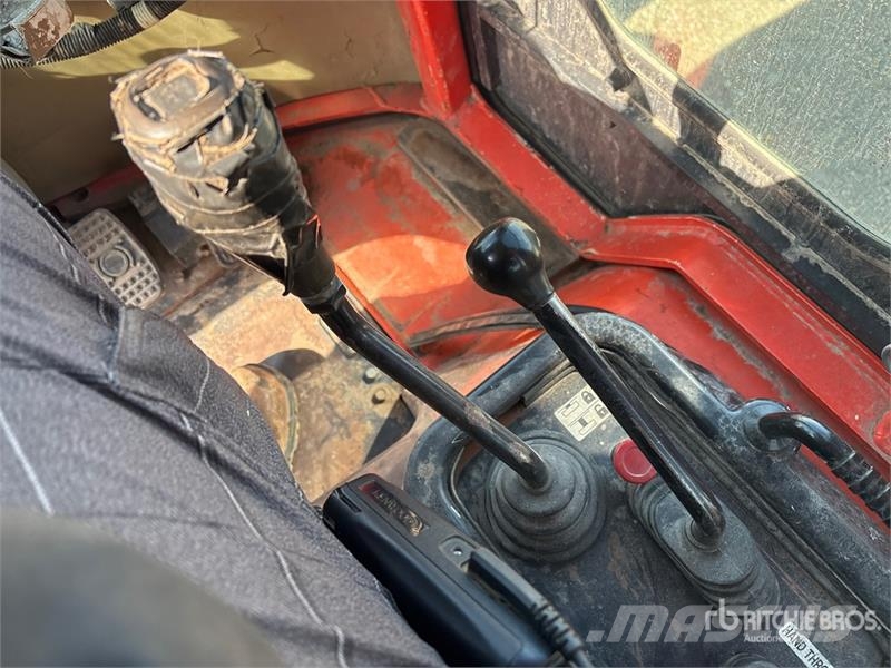 Kubota R430 4x4 Rough Terrain Forklift Tereptargonca