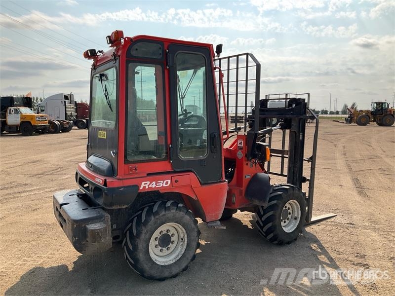 Kubota R430 4x4 Rough Terrain Forklift Montacargas todo terreno