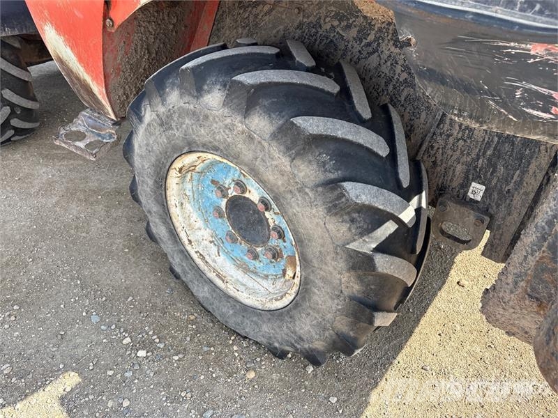 Kubota R430 4x4 Rough Terrain Forklift Tereptargonca