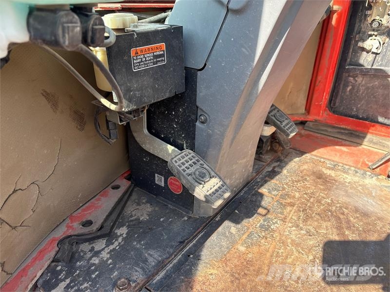 Kubota R430 4x4 Rough Terrain Forklift Tereptargonca