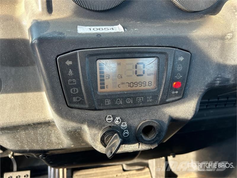 Kubota RTV-X1100C 4x4 Utility Vehicle Masini utilitare