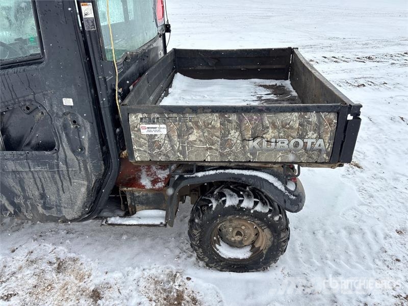 Kubota RTV-X1100C 4x4 Utility Vehicle ماكينات منفعة عامة