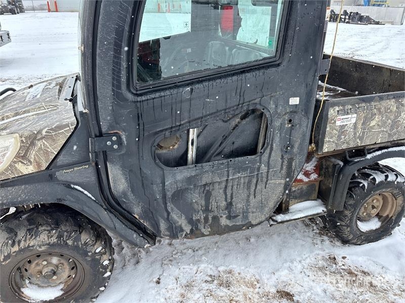 Kubota RTV-X1100C 4x4 Utility Vehicle ماكينات منفعة عامة