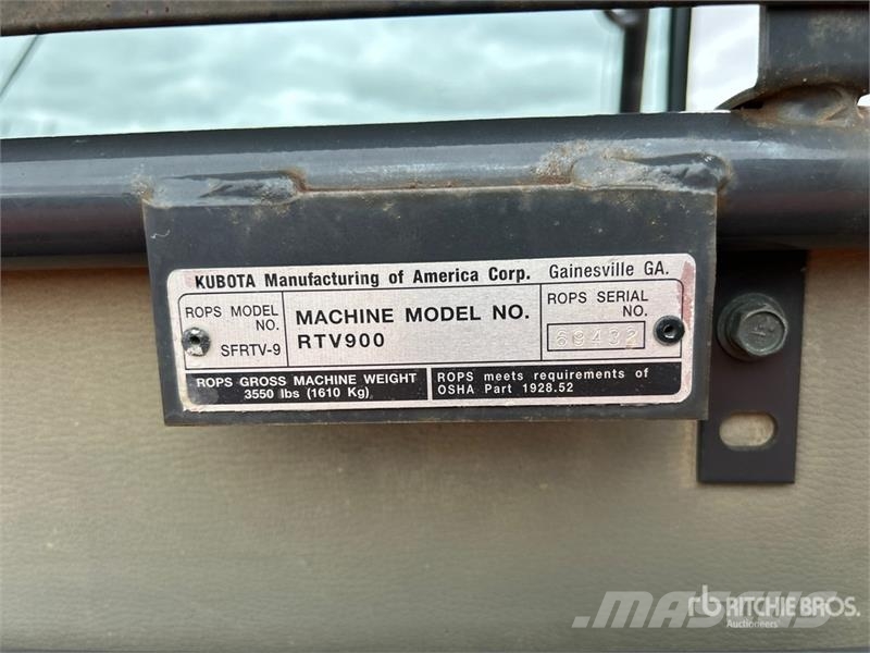 Kubota RTV900 ماكينات منفعة عامة