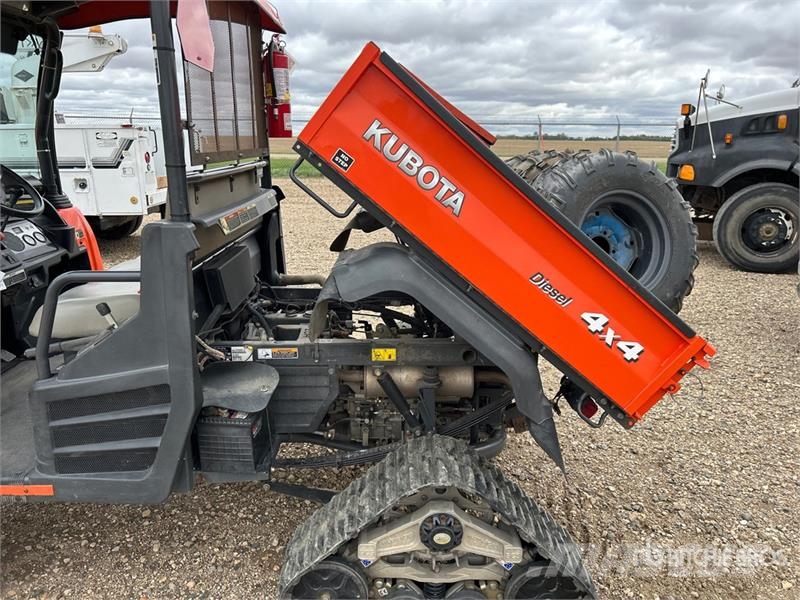 Kubota RTV900 ماكينات منفعة عامة