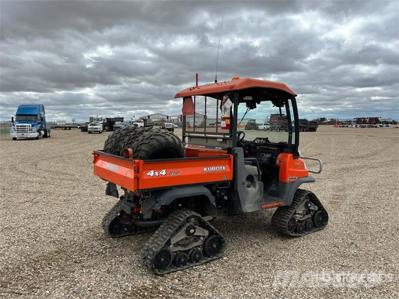 Kubota RTV900 ماكينات منفعة عامة