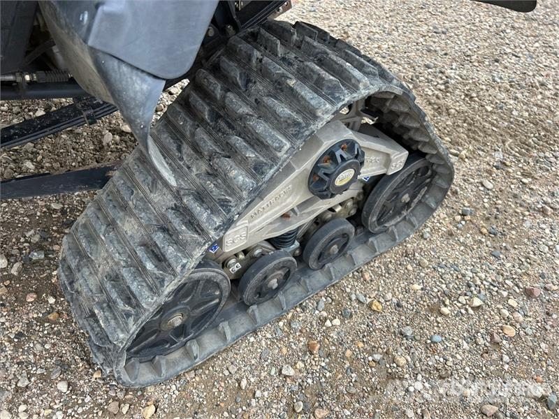Kubota RTV900 ماكينات منفعة عامة