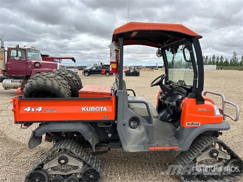 Kubota RTV900 ماكينات منفعة عامة