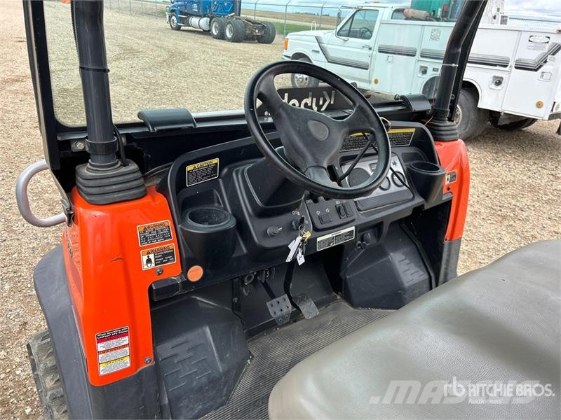 Kubota RTV900 ماكينات منفعة عامة