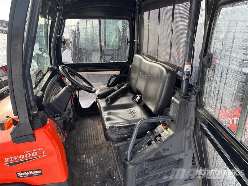 Kubota RTV900XT ماكينات منفعة عامة