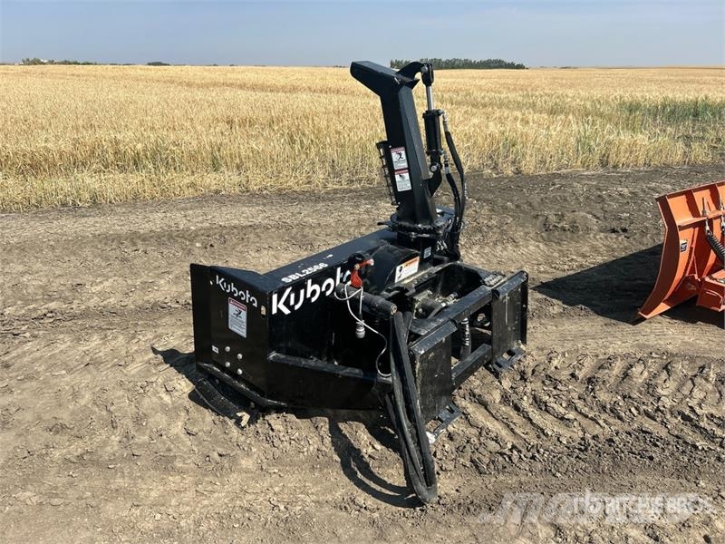 Kubota SBL2566 66 in Hydraulic Snow Blower - Fits Skid St قاذفات الجليد