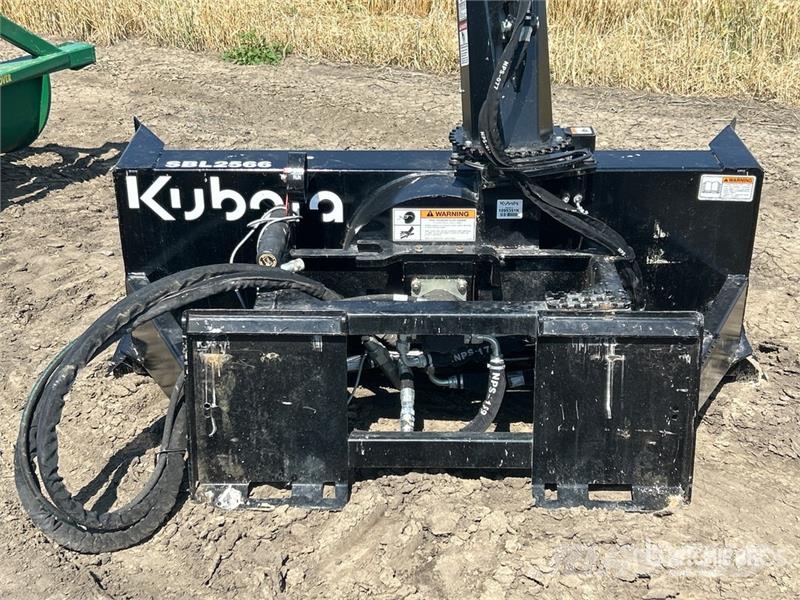 Kubota SBL2566 66 in Hydraulic Snow Blower - Fits Skid St قاذفات الجليد