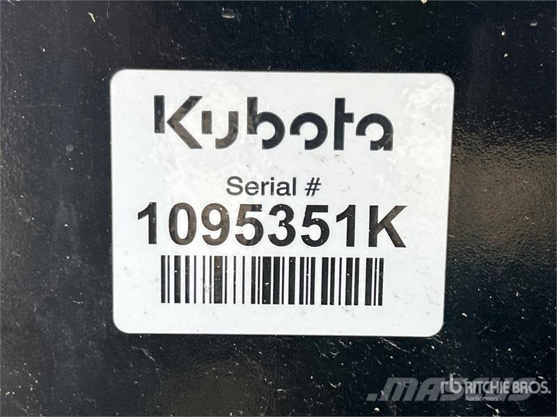 Kubota SBL2566 66 in Hydraulic Snow Blower - Fits Skid St قاذفات الجليد
