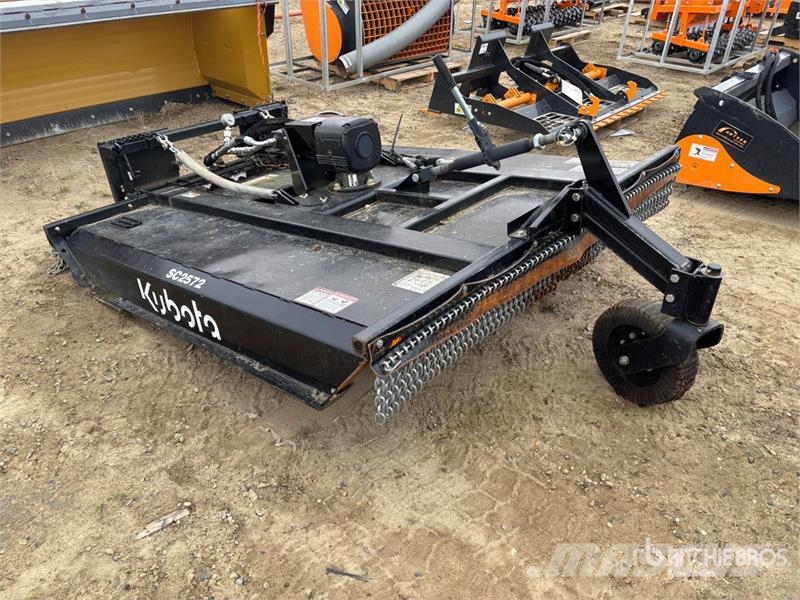Kubota SC2572 71 in Skid Steer Brush Cutter ماكينات جز العشب