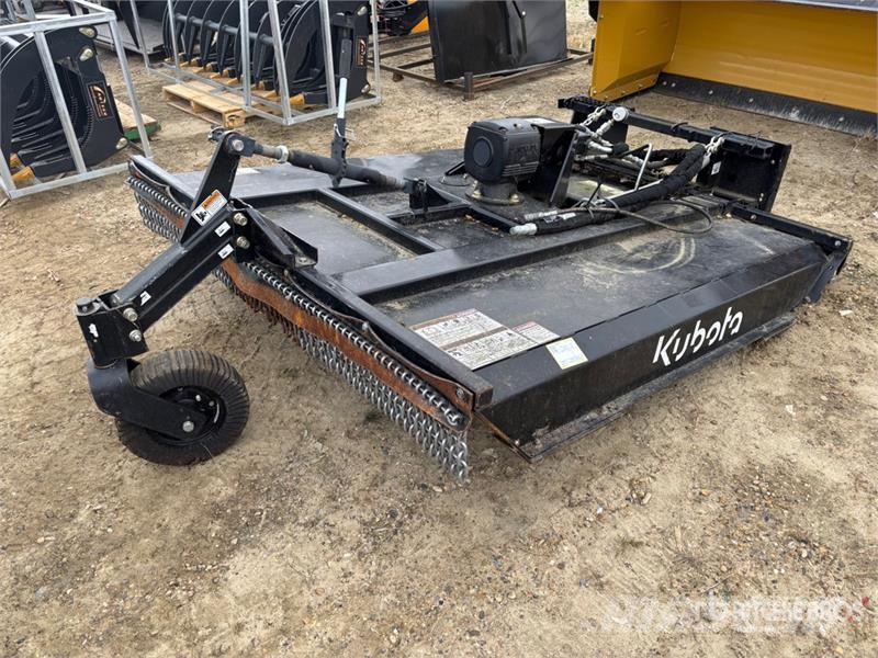 Kubota SC2572 71 in Skid Steer Brush Cutter ماكينات جز العشب