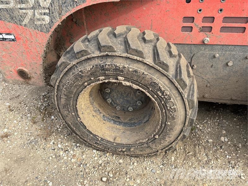 Kubota SSV75 لوادر انزلاقية التوجيه