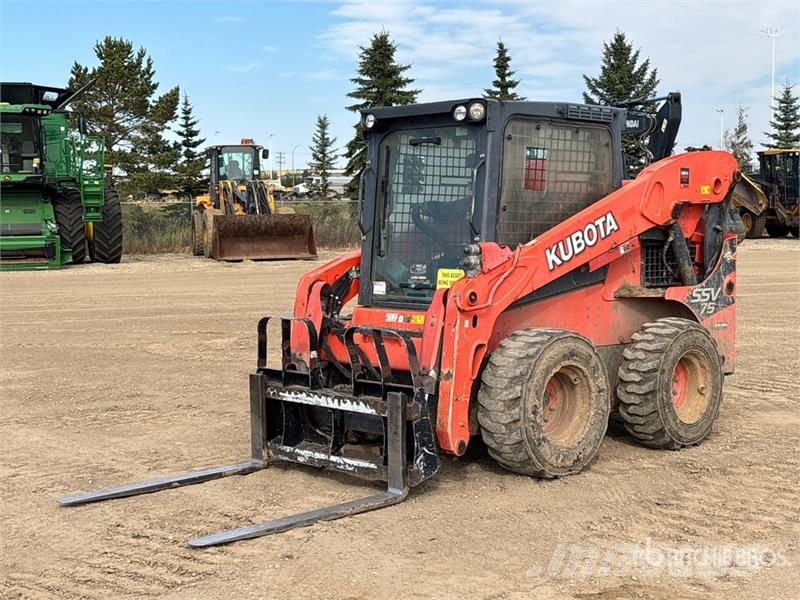 Kubota SSV75 لوادر انزلاقية التوجيه