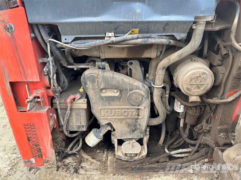 Kubota SSV75 لوادر انزلاقية التوجيه