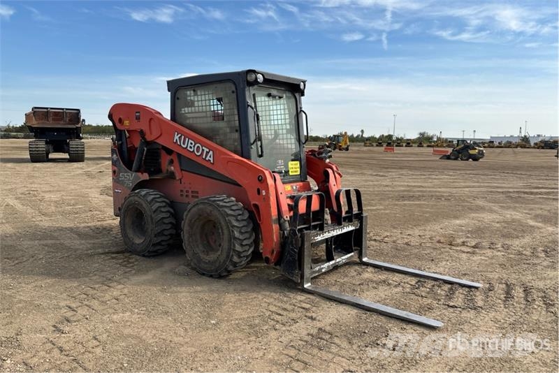Kubota SSV75 لوادر انزلاقية التوجيه