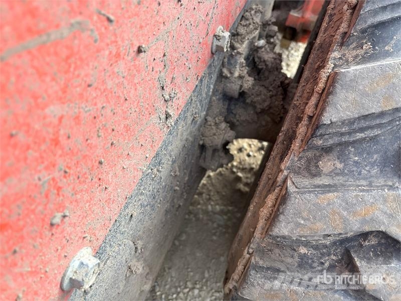 Kubota SSV75 لوادر انزلاقية التوجيه