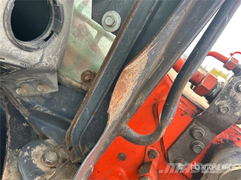 Kubota SVL75 Skid steer loaders