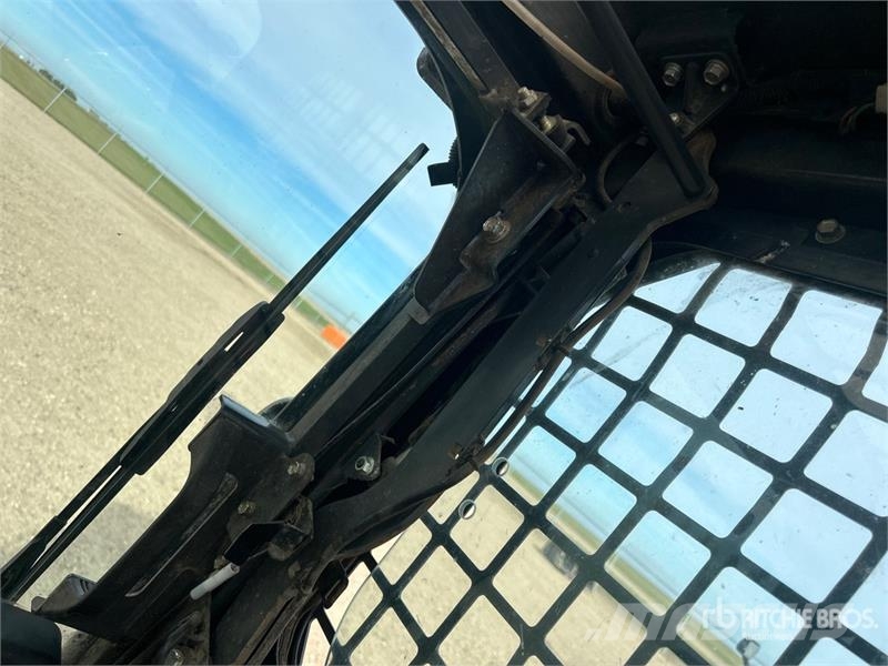 Kubota SVL75 Skid steer loaders