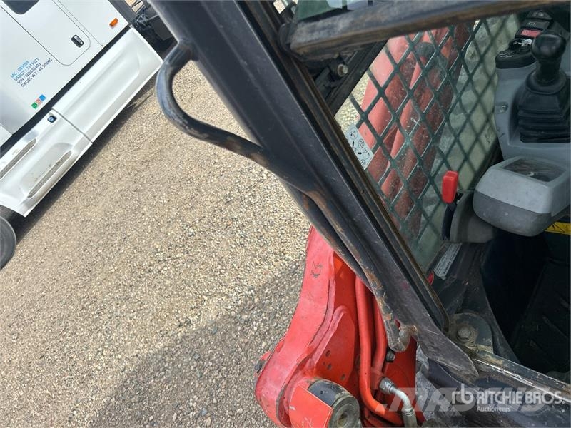 Kubota SVL75 Skid steer loaders