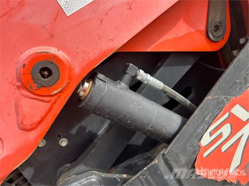 Kubota SVL75 Skid steer loaders
