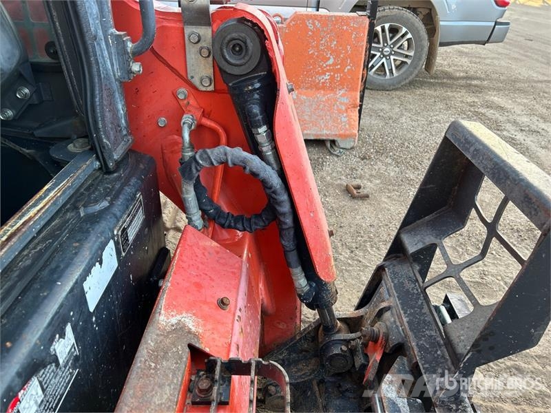 Kubota SVL75-2 Mini Pale Gommate