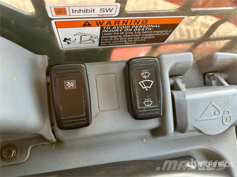 Kubota SVL75-2 Mini Pale Gommate
