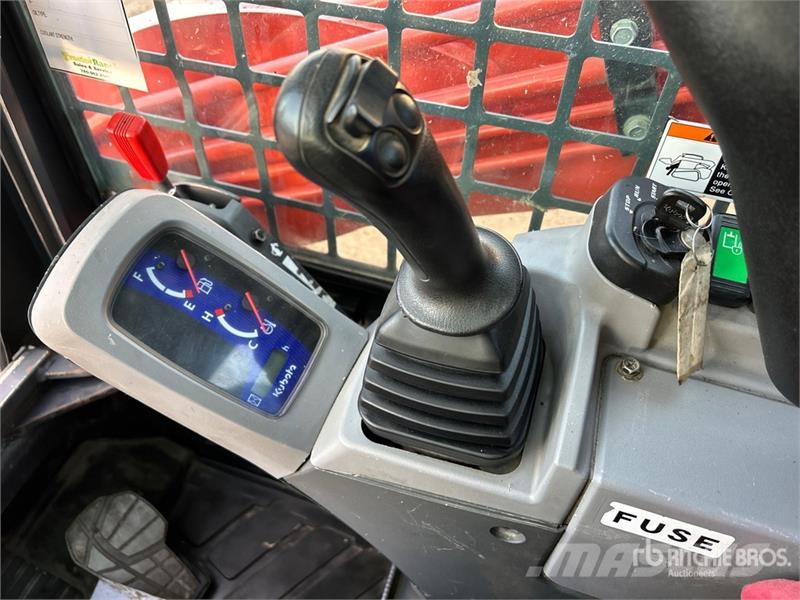 Kubota SVL75-2 Mini Pale Gommate