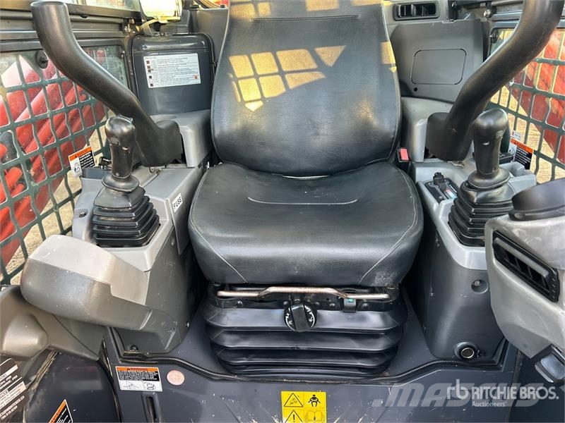 Kubota SVL75-2 Mini Pale Gommate