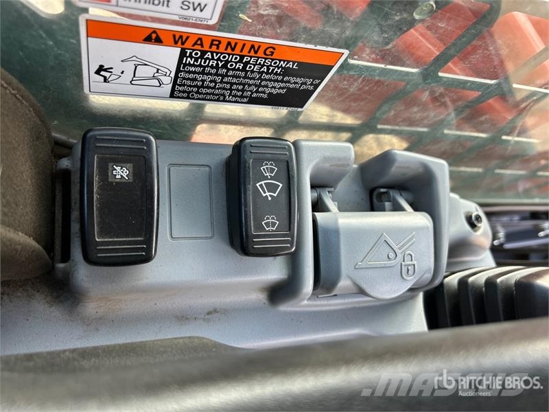 Kubota SVL95-2S Two-Speed High Flow Compact Track Loader Skid steer loaders