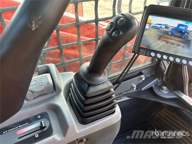 Kubota SVL95-2S Two-Speed High Flow Compact Track Loader Skid steer loaders