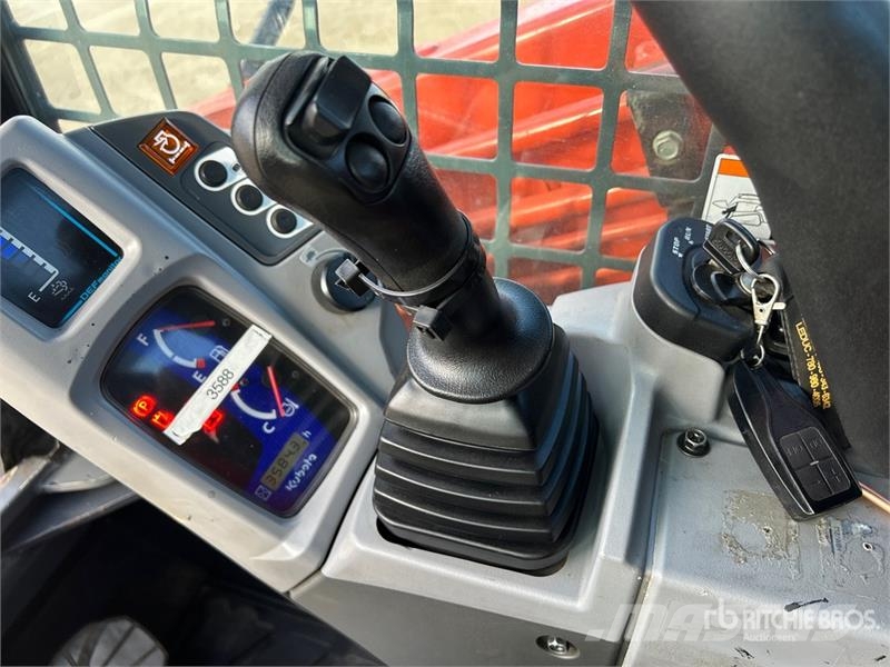 Kubota SVL95-2S Two-Speed High Flow Compact Track Loader Skid steer loaders