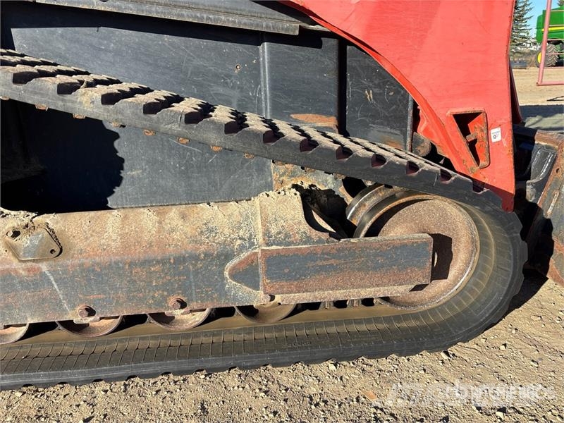 Kubota SVL9525 Two-Speed Compact Track Loader  스키드로더